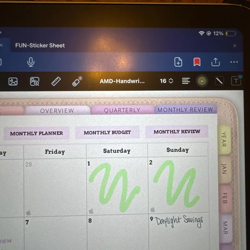 Customer using monthly planner